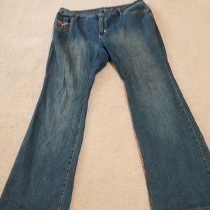 BOGO Women's 18 w jeans